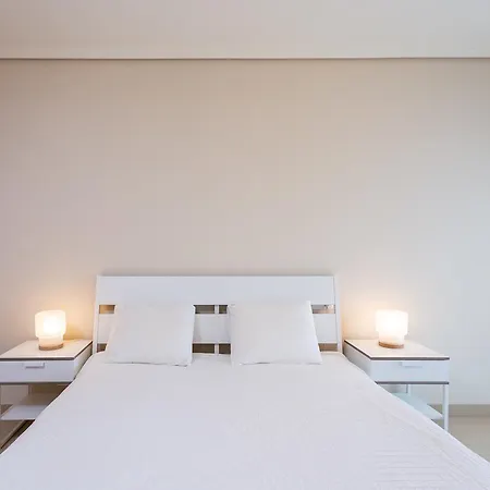 アパート Vista Roja